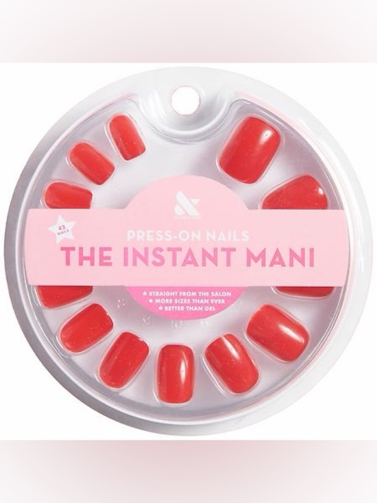 Olive & june Other - Olive & June Instant Mani Fake Nails in the shade CV (Clare Vivier) cherry red